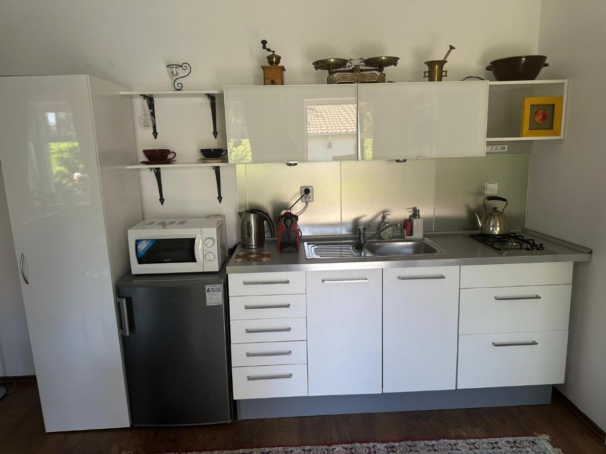 Apartman U Jezirka Velke Prilepy Luaran gambar